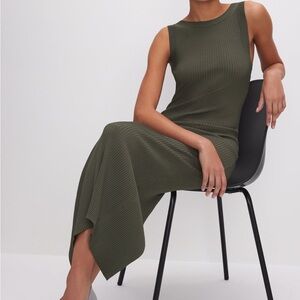 Good American Stretch Rib Scoop Back MIdi Dress